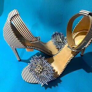 Lole Blue and White Heels with Elegant Embellishments